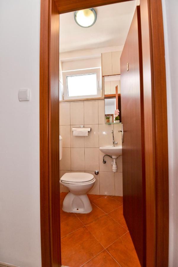 Apartment Nelly- Self Check-In Zadar Bagian luar foto